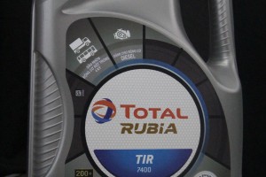 NHOTWS TOTAL RUBIA TIR 7400 15W40